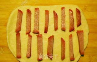 酥酥脆脆——烟熏肉司康的做法步骤：9