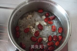 南瓜红枣银耳羹的做法步骤：5