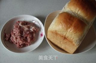 鲜肉吐司的做法步骤：1