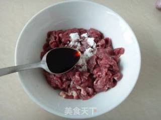 洋葱炒牛肉的做法步骤：1