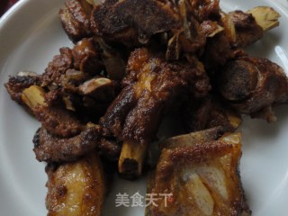 糖醋排骨的做法步骤：3