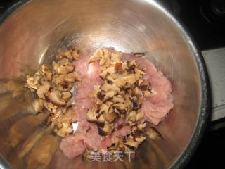 香菇蒸肉饼的做法步骤：4