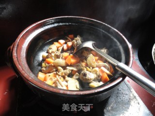 胡萝卜香菇三黄鸡粥的做法步骤：4