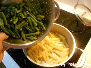 刀豆土豆条---全素热炒的做法步骤：7