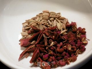 山寨湘西土匪鸡的做法步骤：2