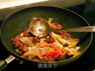 山寨湘西土匪鸡的做法步骤：11