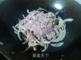 葱爆羊肉（简单版）的做法步骤：9