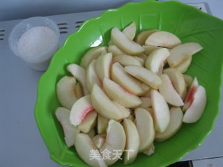 简单桃子罐头的做法步骤：2