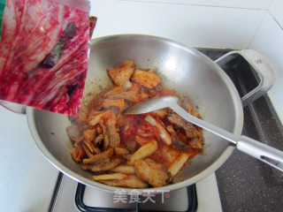 辣白菜炒五花肉的做法步骤：5