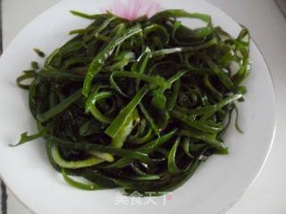 青椒海带丝炒肉的做法步骤：1