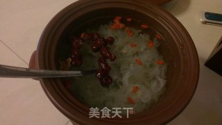 红枣莲子银耳汤的做法步骤：5