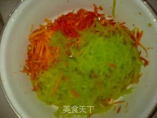炝拌唐三彩的做法步骤：3