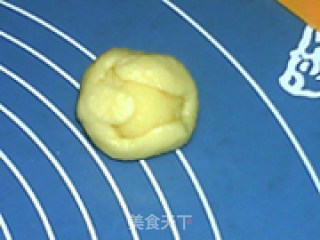 奶黄月饼的做法步骤：21