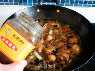 秘制红烧肉的做法步骤：11