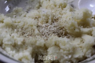 土豆山药饼的做法步骤：7