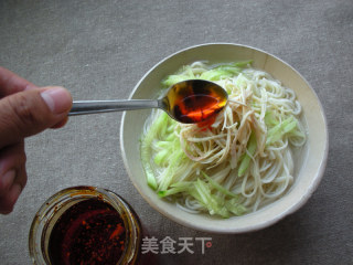 鸡丝面的做法步骤：7