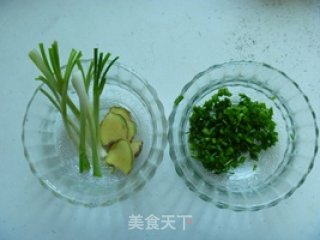 岩耳鹌鹑汤的做法步骤：4