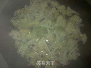 农家辣花菜的做法步骤：1