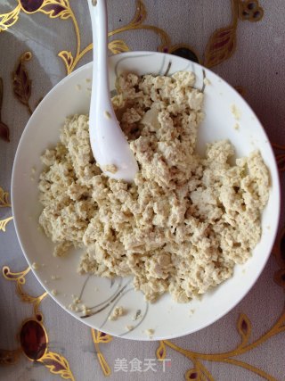 香菇虾仁豆腐的做法步骤：2