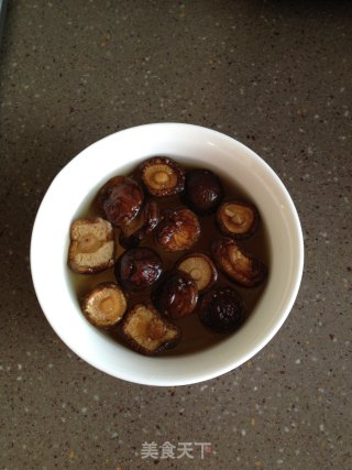 香菇虾仁豆腐的做法步骤：3