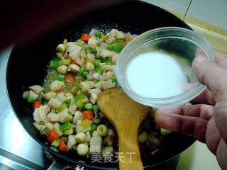 秋季时令菜“虾丁炒时蔬”的做法步骤：6