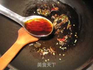 手把手教你做东北餐馆的招牌菜—东北酱焖脊骨的做法步骤：7