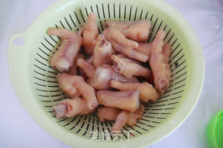 泡椒凤爪---休闲必备的做法步骤：7