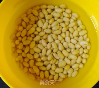 简单食材自制健康豆腐的做法步骤：1