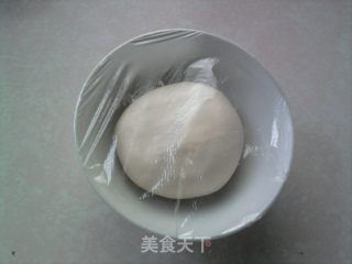 酸辣汤的做法步骤：1