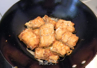 糖醋带鱼的做法步骤：5