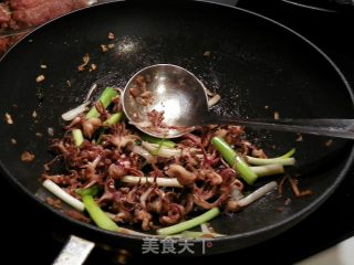味极鱿鱼须的做法步骤：6
