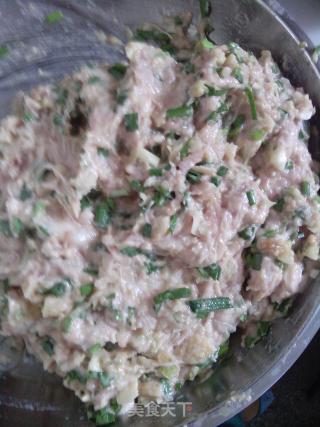 虾猪肉丸     盖饭的做法步骤：3