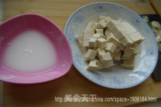 麻婆豆腐的做法步骤：1
