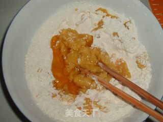 东北甜酥饼的做法步骤：2