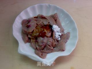 子姜炒腰片的做法步骤：3