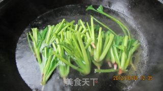 果仁菠菜的做法步骤：3