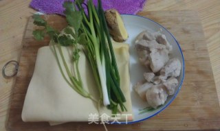自制红烧肉的做法步骤：1