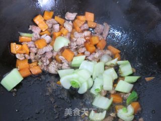 绿野仙踪——菜汁猫耳朵的做法步骤：11