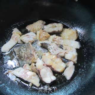 汤锅粉丝鱼的做法步骤：5