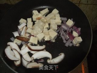 酸辣豆腐汤的做法步骤：3