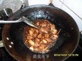 五香肉炒洋葱的做法步骤：3