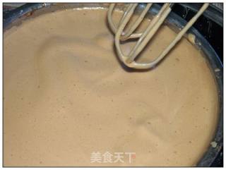 红糖核桃海绵蛋糕的做法步骤：5