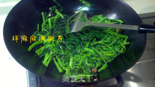 呛炒空心菜的做法步骤：4