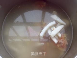 椰子清鸡汤的做法步骤：4