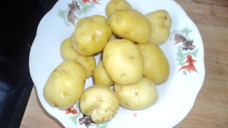 香煎土豆的做法步骤：2