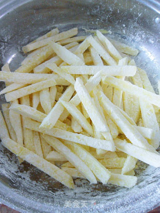 【沙茶薯条】薯条的另一种口味的做法步骤：4