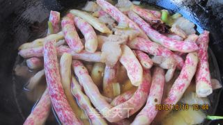 五花肉炖“家雀蛋”豆角的做法步骤：8