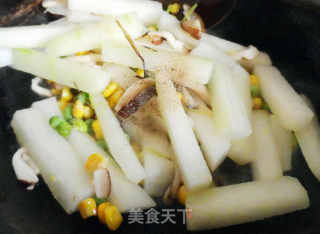 冬瓜炒香肠的做法步骤：10