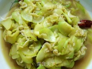 我的家常菜之——西葫芦炒虾皮的做法步骤：9