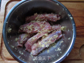 柠汁蒜香烤排骨的做法步骤：3